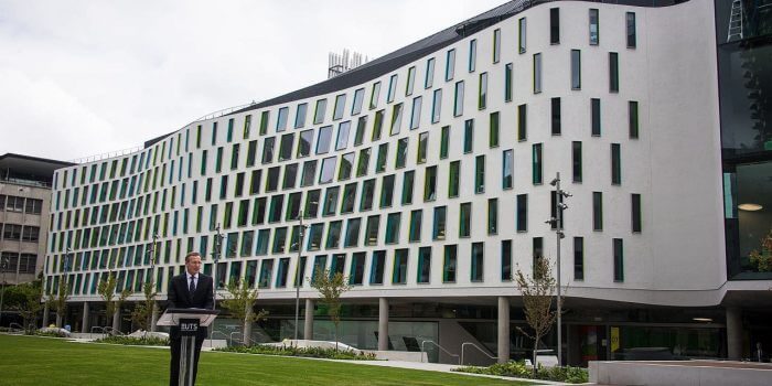 University of Technology Sydney University of Technology Sydney
