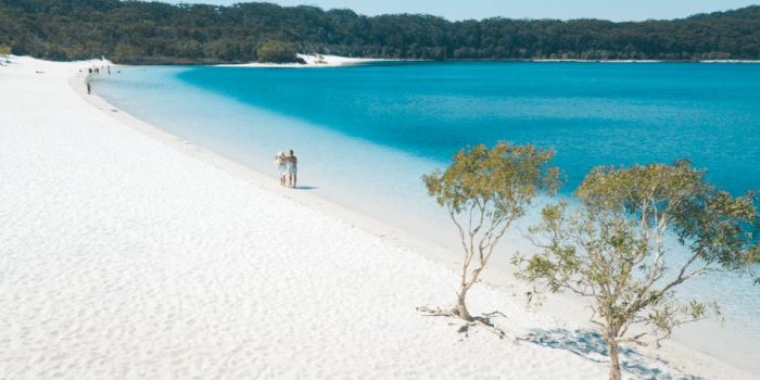Tourist Attractions in Australia: Fraser Island Tourist Attractions in Australia: Fraser Island